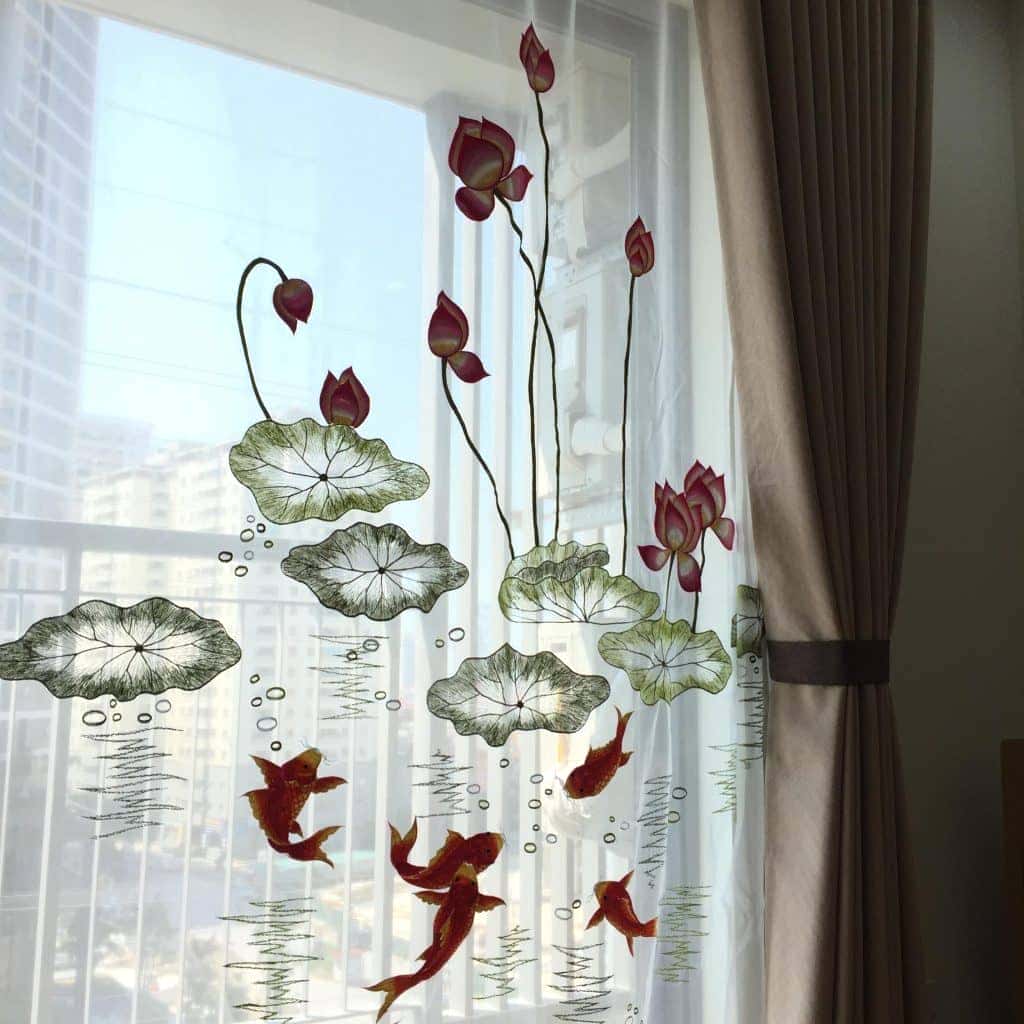 rèm thêu nghệ thuật hoạ tiết cá và hoa sen