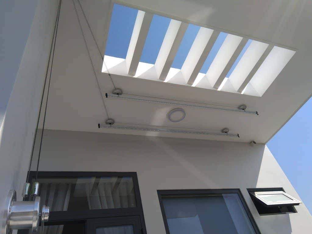 giàn phơi treo trần cổ chuông blinds 1