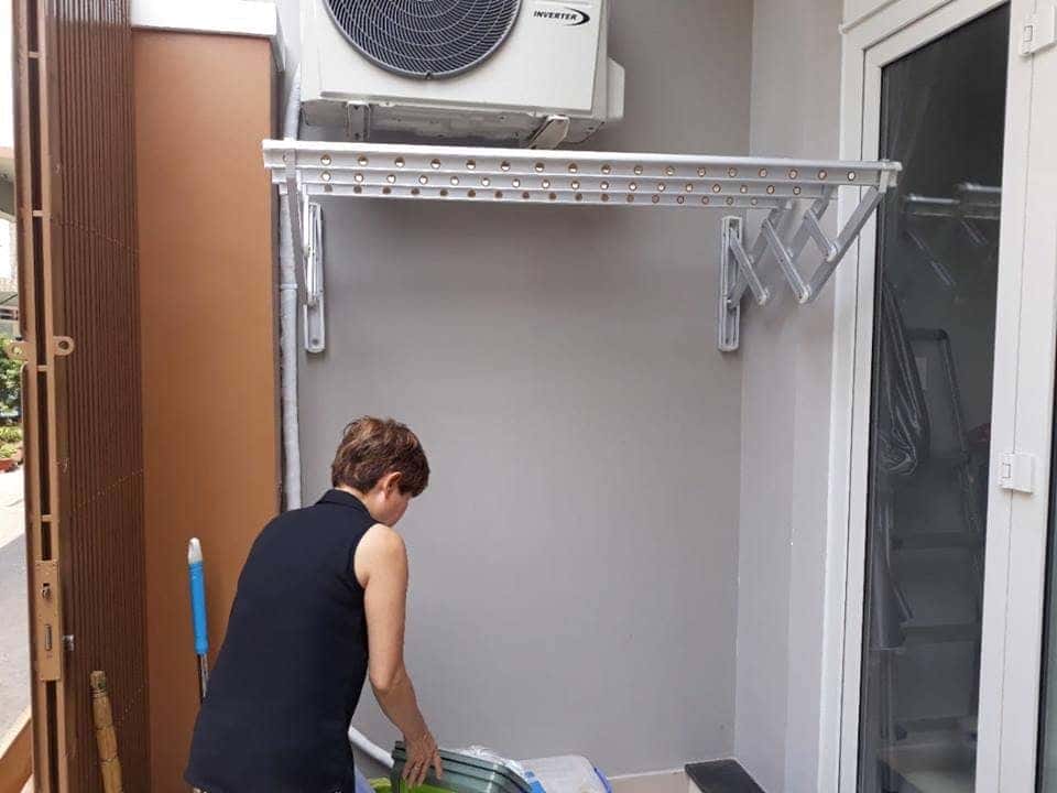 giàn phơi tường blinds1