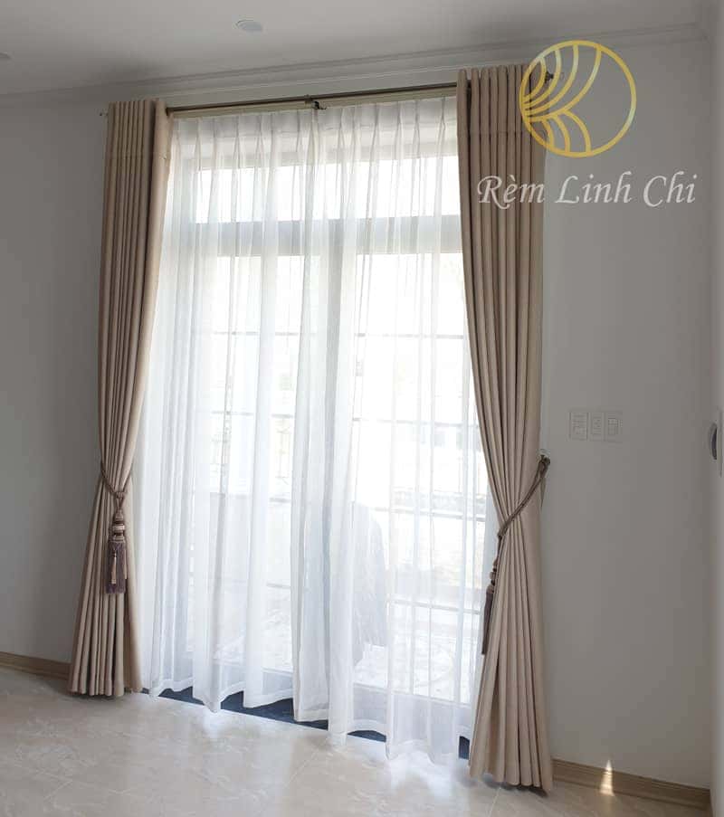 rem vai tron 2 lop gia re 1