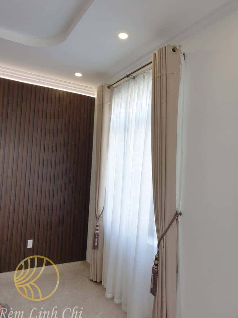 rem vai tron 2 lop gia re 2