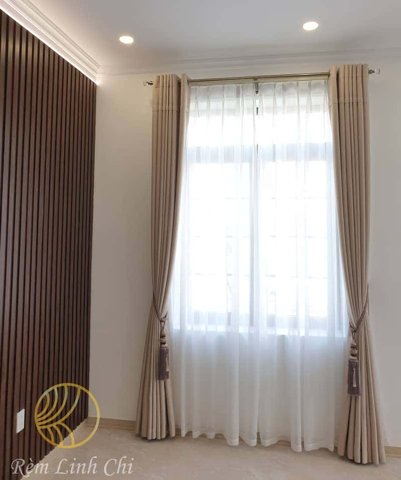 rem vai tron 2 lop gia re 3