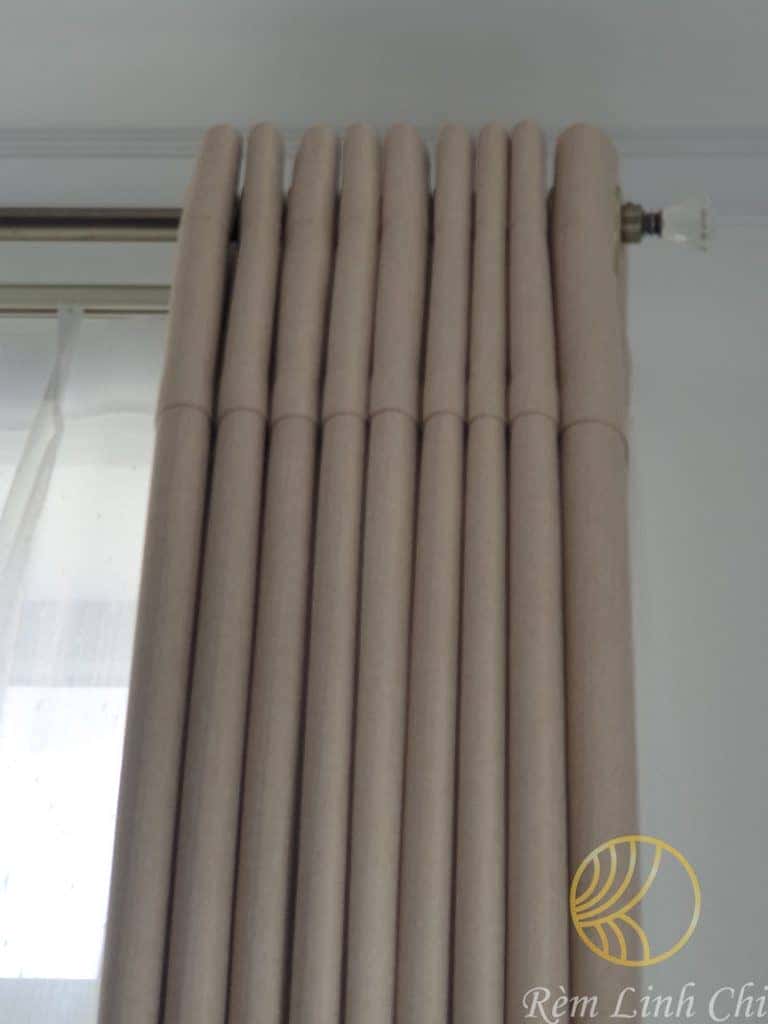 rem vai tron 2 lop gia re 4