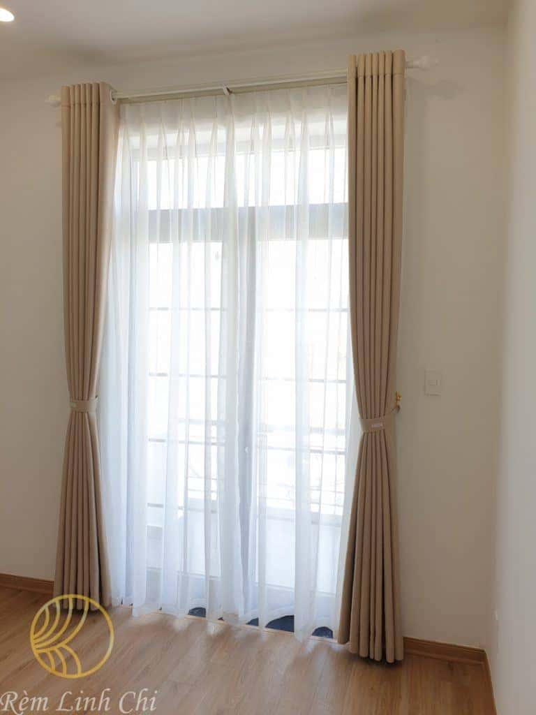 rem vai tron 2 lop gia re 5