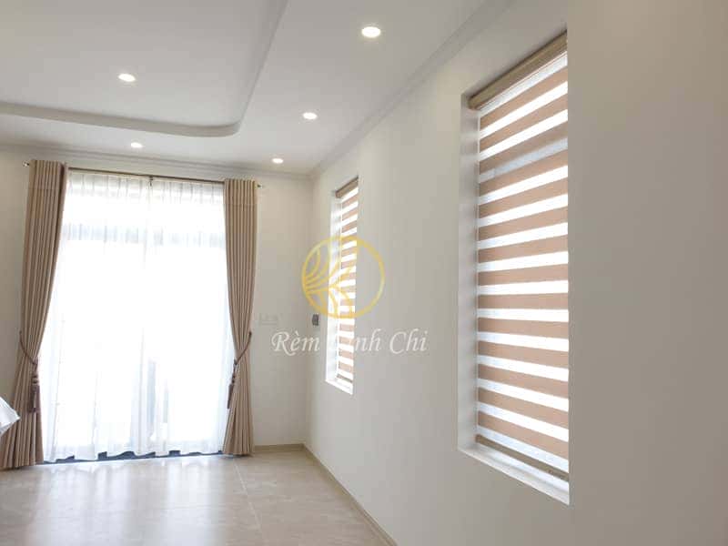 rem vai tron 2 lop phong khach