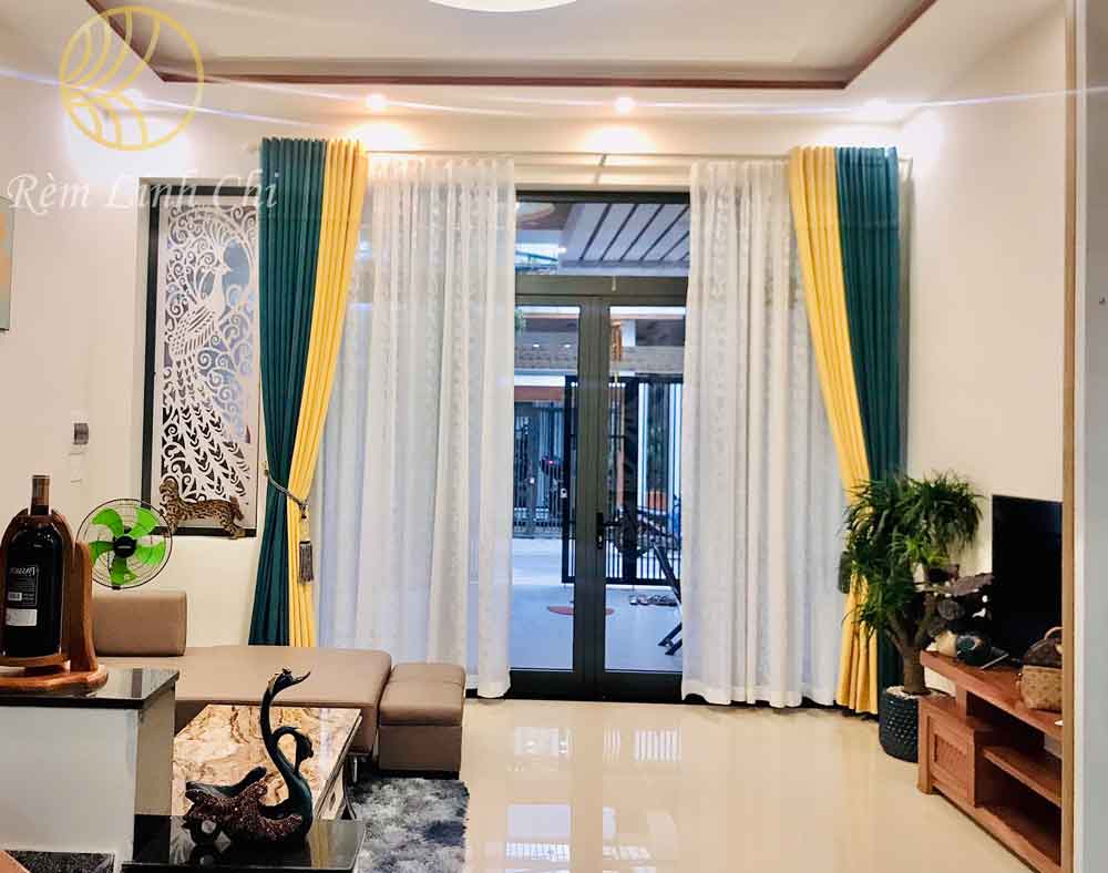 Công trình rèm vải 2 lớp mix 2 màu đẹp tại Quảng Nam 3 rem vai mix phong khach 2
