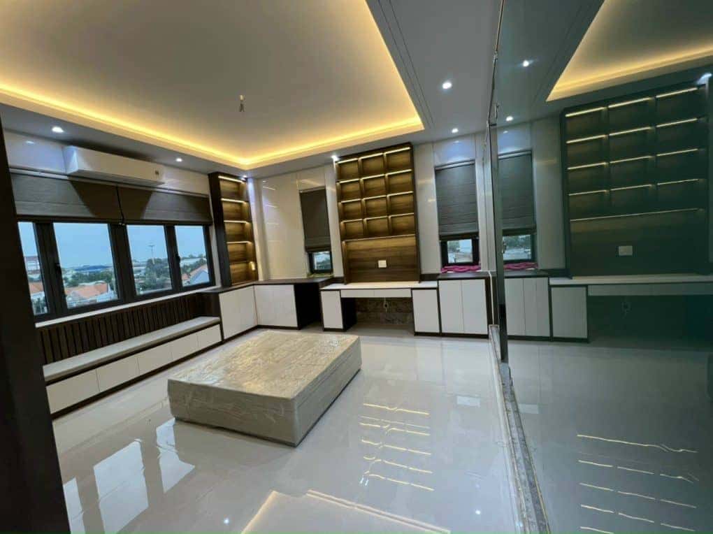 504ff716053fc3619a2e79