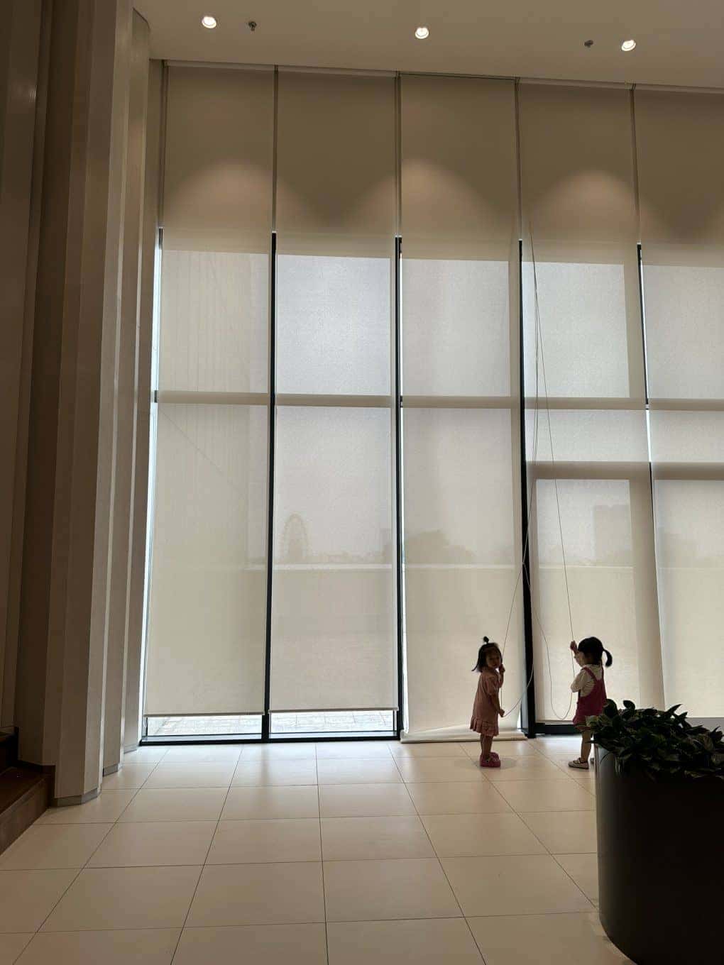 rem cuon luoi modero blinds 1 1