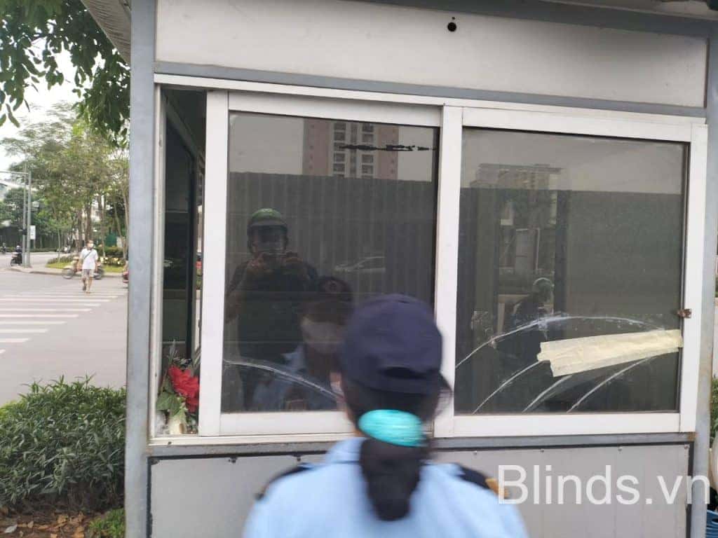 Phim cach nhiet blinds black 15 4