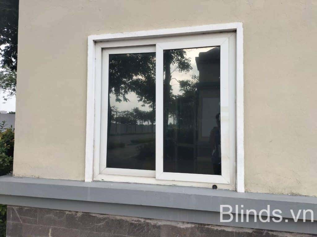 Phim cach nhiet blinds black 15 7