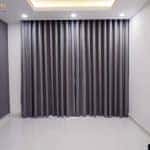 Rèm vải phòng khách hiện đại